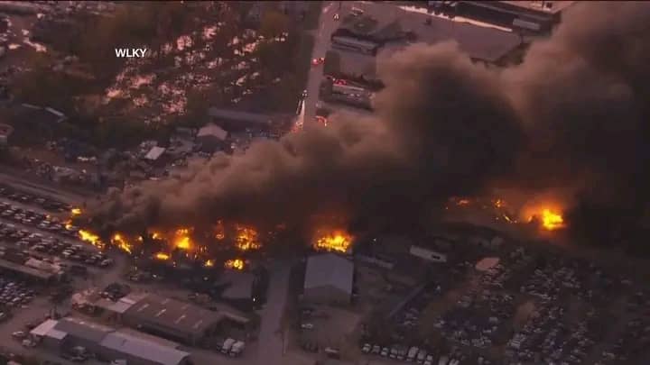 Cargo plane crashes after take-off from Louisville airport in US