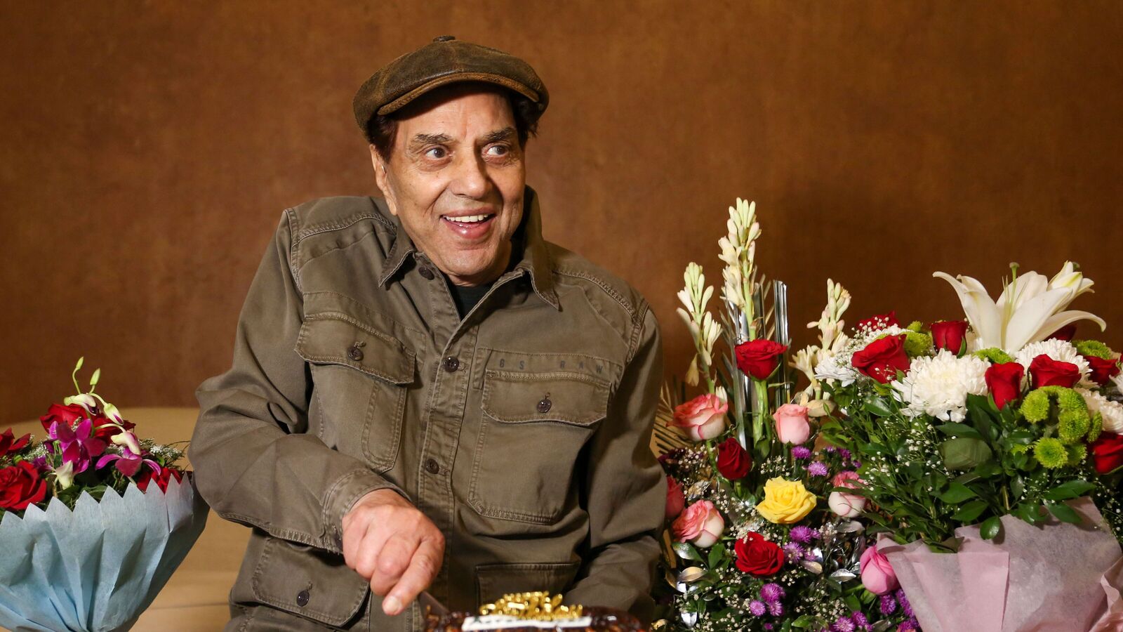 The He-Man Falls: Dharmendra, Bollywood Icon Who Defined 65 Years of Cinema
